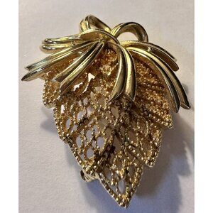 Vintage Bow And Leaves Pierced Gold Tone Cluster Bouquet Pin Brooch
